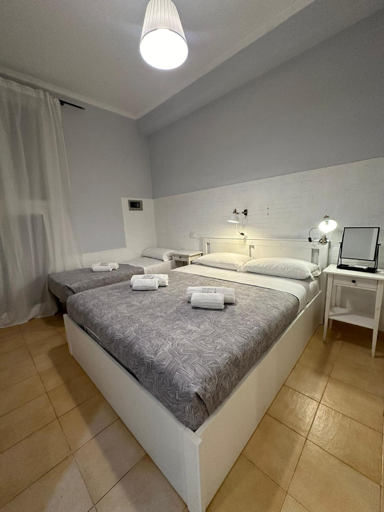 ローマ ダブル B Bed & Breakfast エクステリア 写真